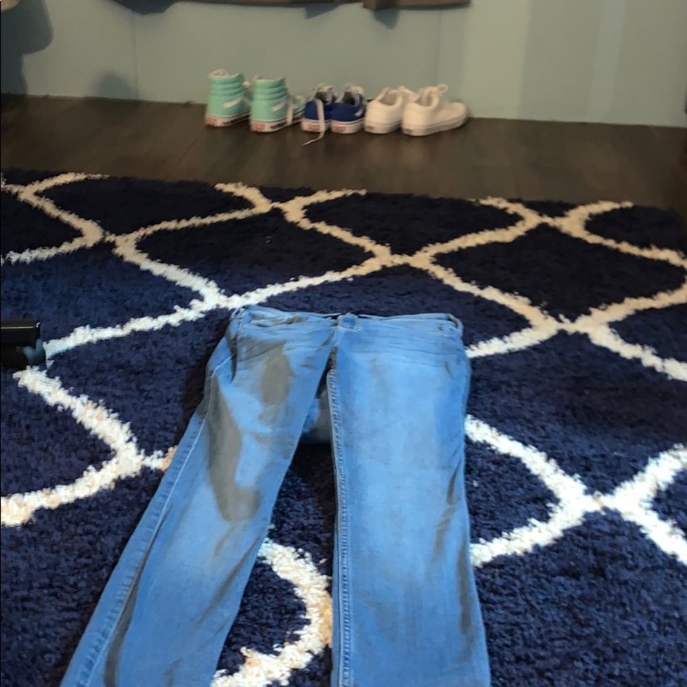 Hollister jeans